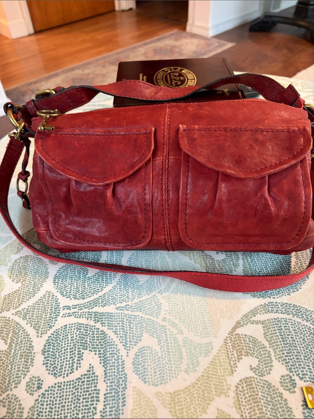 Fossil Red Leather Shoulder Bag with Embossed Logo